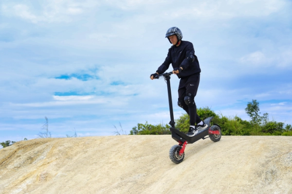 Patinete eléctrico todoterreno de largo alcance Long Range Off Road Electric Kick Scooter