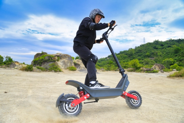 Patinete eléctrico todoterreno de largo alcance Long Range Off Road Electric Kick Scooter